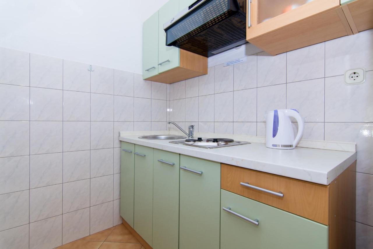 Holidays Apartments Slanada With Terrace And Sea View, Near The Beach & Town Trogir, Free Parking, Quiet Place On Peninsula Ciovo المظهر الخارجي الصورة